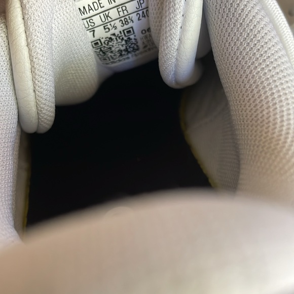 NWT ADIDAS VL Court Bold Platform Sneakers! - Picture 10 of 12